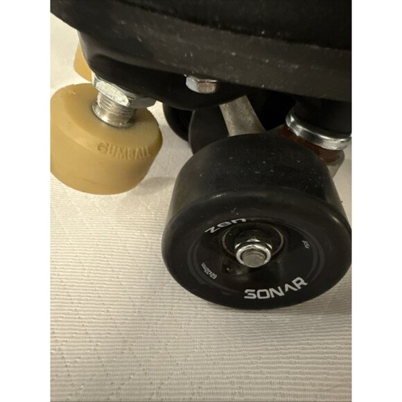 Antik Skyhawk Roller Derby roller skates, white blue yellow.Size 6. - Picture 7 of 12